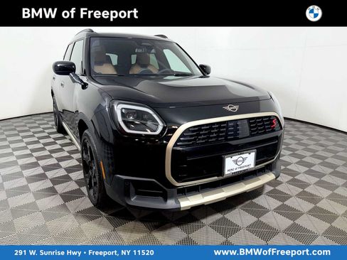 Used 2025 MINI Cooper Countryman S AWD/4WD image 1