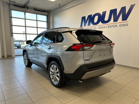 Used 2025 Toyota RAV4 Limited w/ Advanced Technology Package AWD/4WD image 6