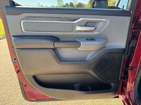 Used 2020 RAM 1500 Big Horn AWD/4WD image 13