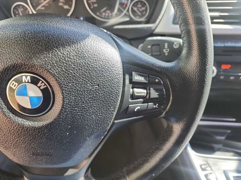 Used 2015 BMW 320i xDrive Sedan image 16