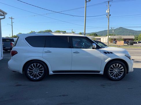 Used 2015 INFINITI QX80 2WD w/ Deluxe Technology Package image 5