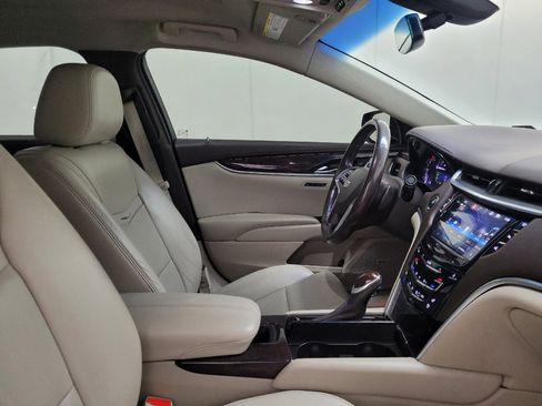 Used 2017 Cadillac XTS Luxury FWD image 21