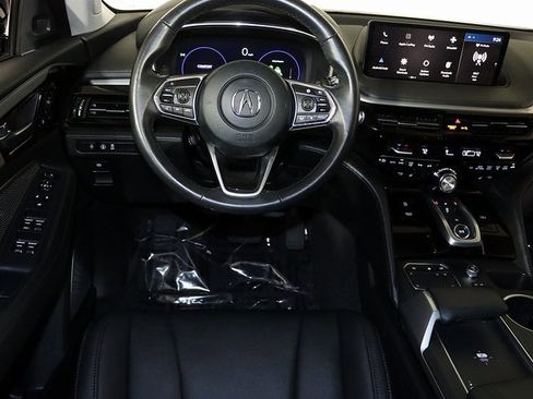 Certified 2023 Acura MDX SH-AWD image 3