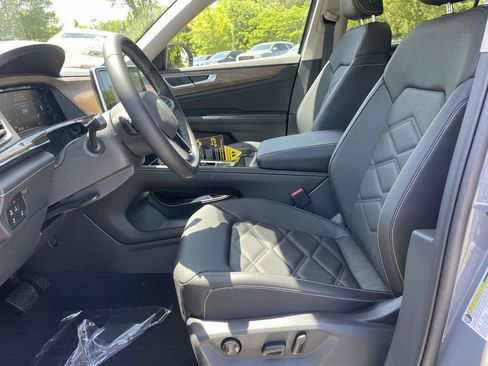 New 2026 Volkswagen Atlas SE FWD image 15