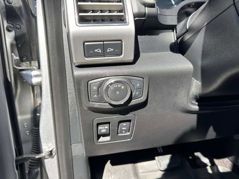 Used 2020 Ford F150 Platinum w/ Equipment Group 701A Luxury image 21