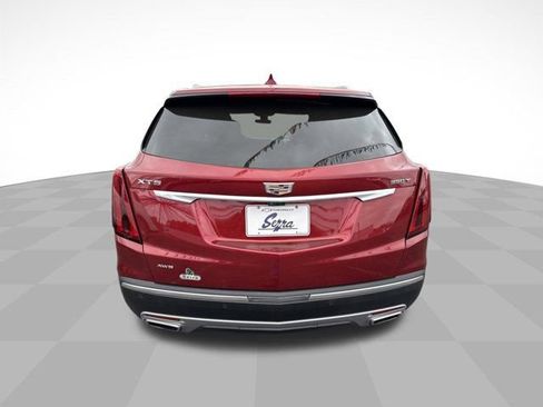 Used 2023 Cadillac XT5 Premium Luxury w/ Technology Package AWD/4WD image 8