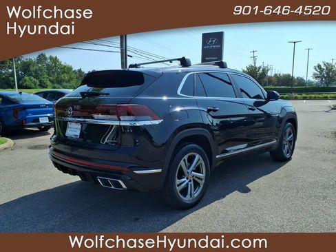 Used 2024 Volkswagen Atlas Cross Sport SEL R-Line AWD/4WD image 5