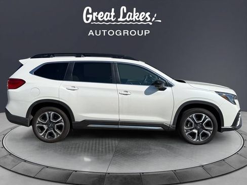 Used 2025 Subaru Ascent Limited AWD/4WD image 6