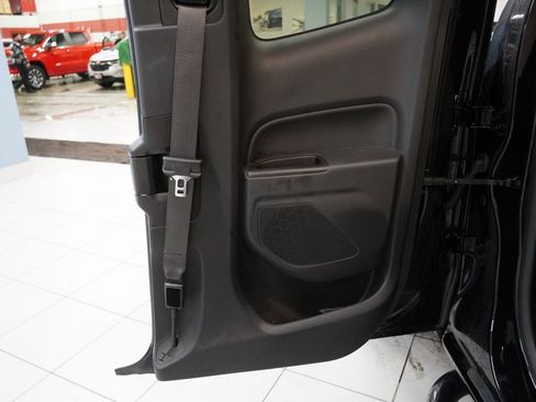 Used 2020 GMC Canyon SLE w/ Elevation Edition image 35