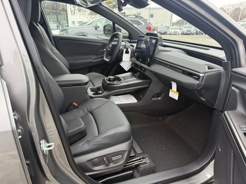 New 2026 Subaru Solterra image 23