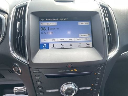 Used 2019 Ford Edge ST w/ Cold Weather Package AWD/4WD image 24
