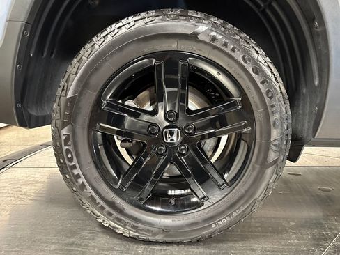 Used 2023 Honda Ridgeline Black Edition image 14