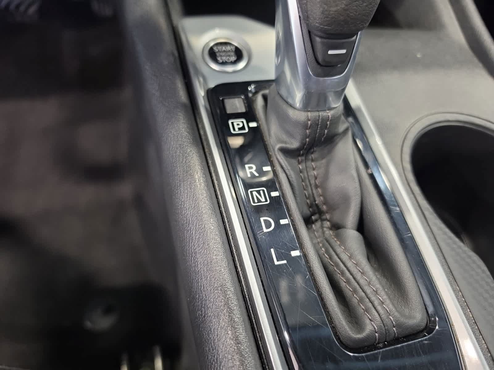 Used 2025 Nissan Altima 2.5 SV FWD image 19