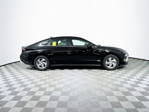 Used 2026 Hyundai Sonata SE FWD image 9