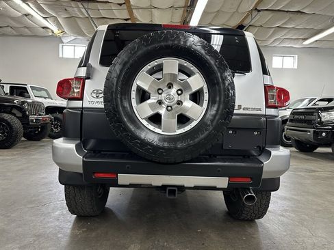 Used 2007 Toyota FJ Cruiser 4WD image 4