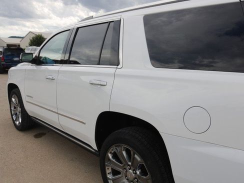 Used 2015 GMC Yukon Denali w/ Premium Package AWD/4WD image 8