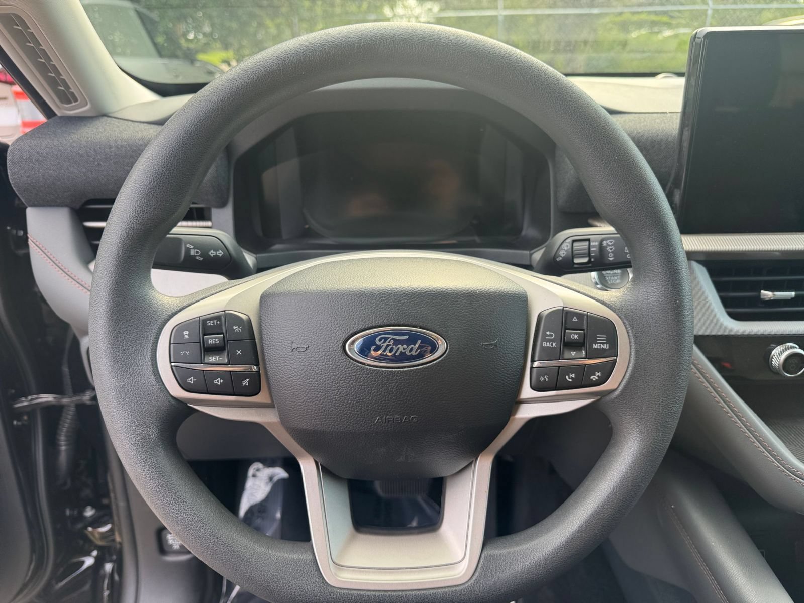 Used 2026 Ford Explorer Active RWD image 27