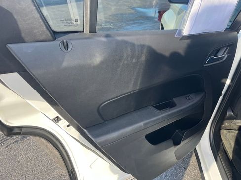 Used 2017 GMC Terrain SLE w/ Nightfall Package image 14