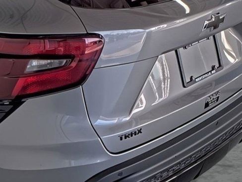 New 2026 Chevrolet Trax RS w/ Driver Confidence Package image 10