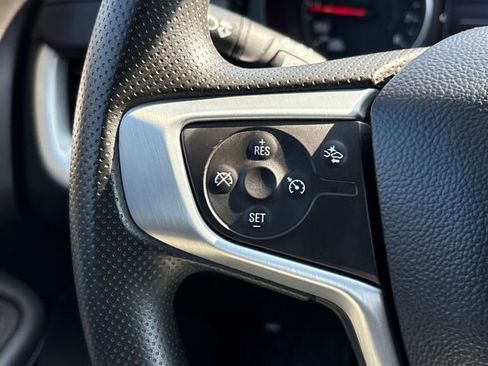 Used 2024 GMC Terrain SLE image 19