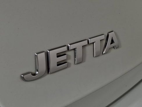 Used 2021 Volkswagen Jetta R-Line FWD image 30