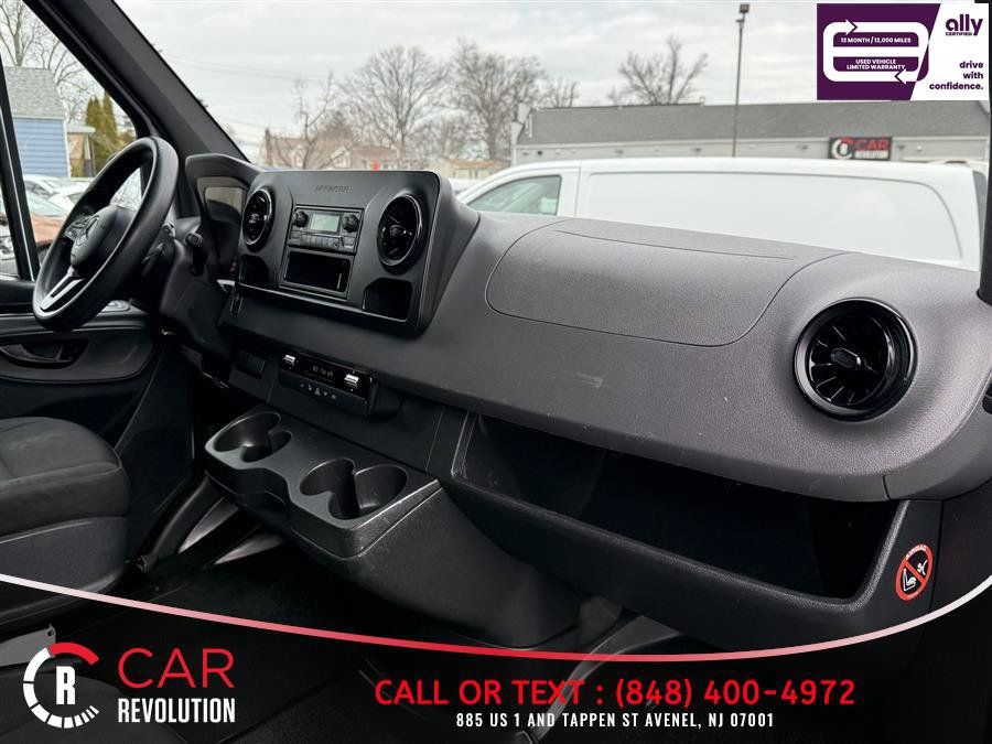 Used 2019 Mercedes-Benz Sprinter 170 Cargo image 31