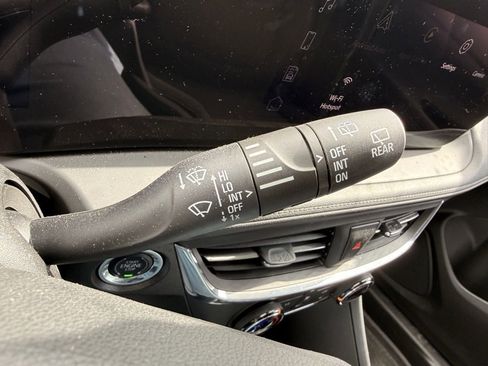 Used 2024 Buick Encore GX Preferred w/ Comfort Package image 28