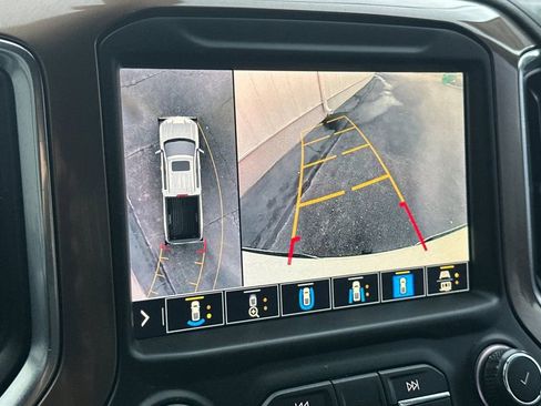 Used 2021 Chevrolet Silverado 1500 High Country w/ Technology Package image 19