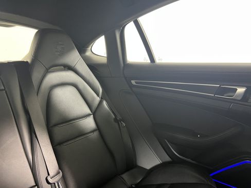 Certified 2023 Porsche Panamera Platinum Edition RWD image 17