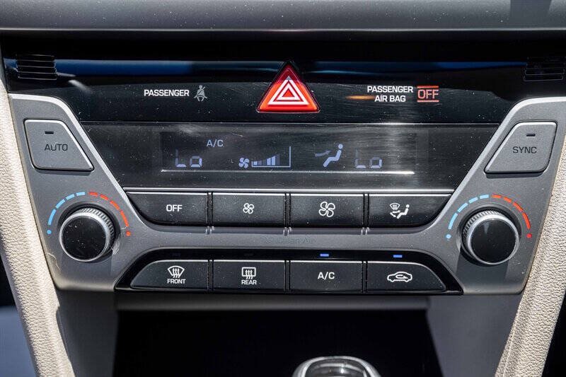 Used 2018 Hyundai Elantra Value Edition FWD image 14