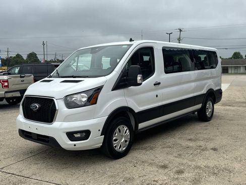 Used 2024 Ford Transit 350 XLT RWD image 3