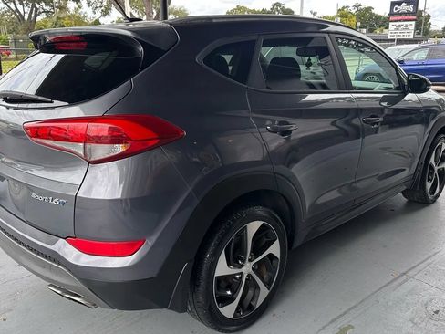 Used 2016 Hyundai Tucson Sport FWD image 4