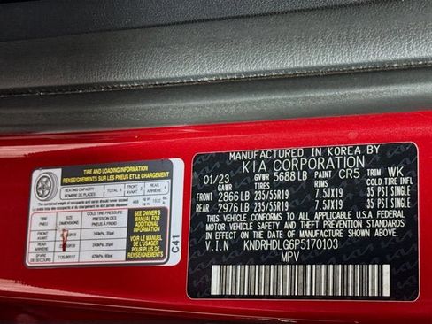 Certified 2023 Kia Sorento EX image 31