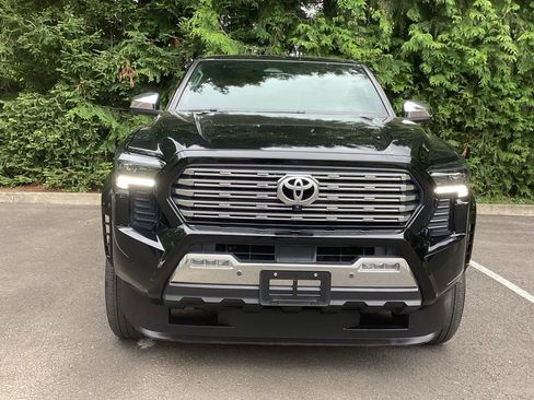 Certified 2024 Toyota Tacoma Limited w/ Limited Package (LT) AWD/4WD image 20