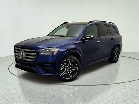 New 2026 Mercedes-Benz GLS 450 4MATIC image 1