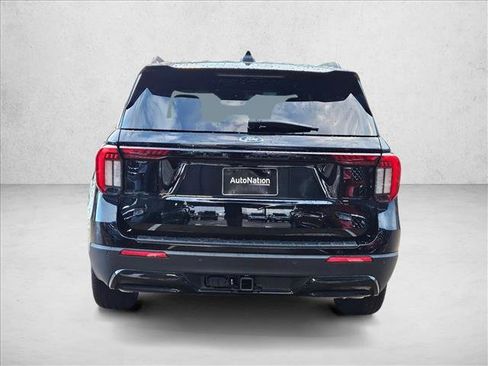 New 2026 Ford Explorer ST-Line image 8