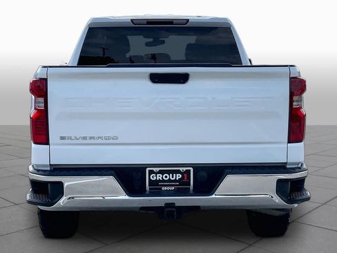 Certified 2021 Chevrolet Silverado 1500 LT w/ Fleet Comfort Package AWD/4WD image 5