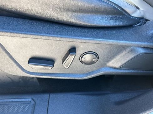 Used 2023 Ford Bronco Wildtrak image 16