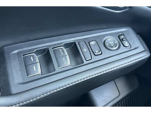 Used 2024 Honda Accord Sport image 12