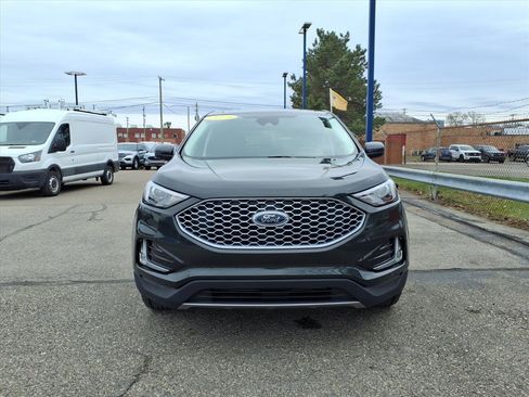 Used 2023 Ford Edge SEL w/ Convenience Package image 2