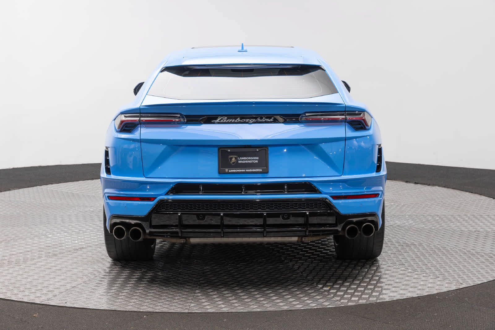 Used 2023 Lamborghini Urus S AWD/4WD image 5