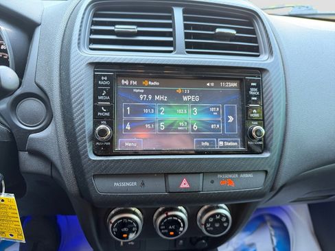 Used 2023 Mitsubishi Outlander Sport ES AWD/4WD image 21