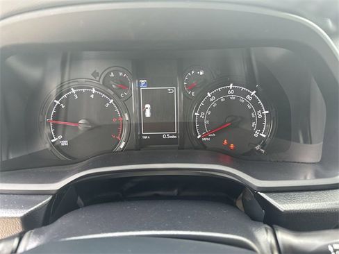 Used 2024 Toyota 4Runner SR5 image 10
