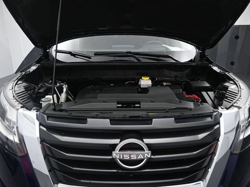 Certified 2024 Nissan Pathfinder Platinum AWD/4WD image 30