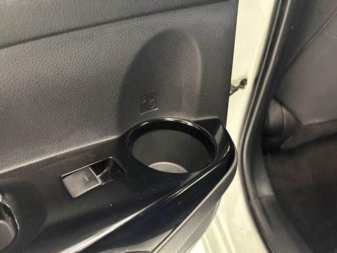 Used 2020 Toyota Corolla SE FWD image 28