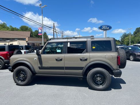 New 2026 Ford Bronco Big Bend w/ Black Diamond Package AWD/4WD image 7