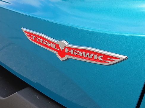 Used 2020 Jeep Renegade Trailhawk w/ Premium Leather Group image 8