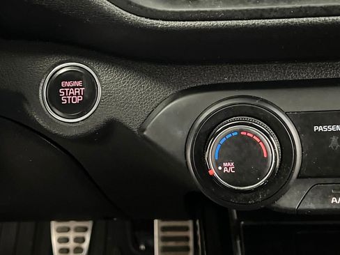 Used 2021 Kia Forte GT image 37