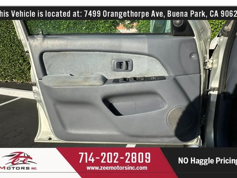 Used 2000 Toyota 4Runner SR5 RWD image 37