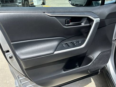 Used 2023 Toyota RAV4 LE AWD/4WD image 11